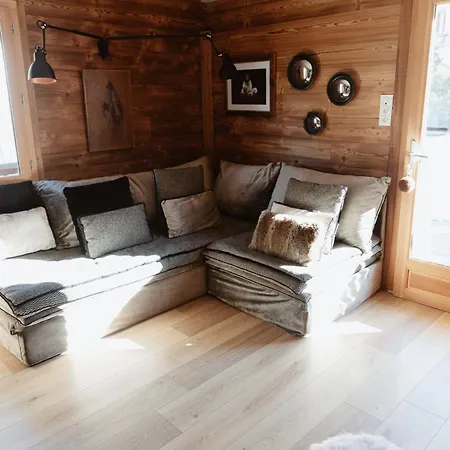 Chalet De L'ours, 4 Etoiles, Avec Et Proche Des Pistes La Clusaz