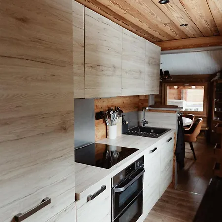 De L'ours, 4 Etoiles, Avec Et Proche Des Pistes シャレー ラ・クリュサ